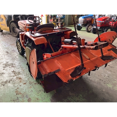KUBOTA トラクター B1600
