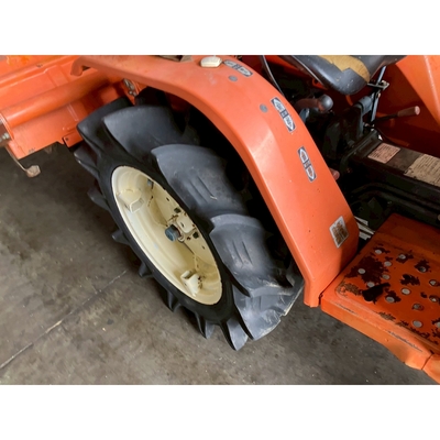 KUBOTA トラクター B1502 