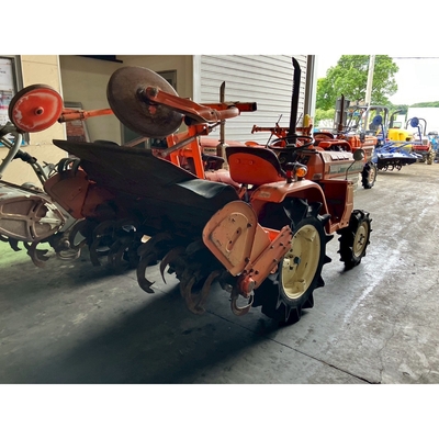 KUBOTA トラクター B1502 