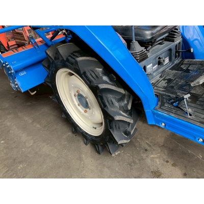 ISEKI トラクター TA235F