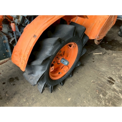 KUBOTA トラクター B6000