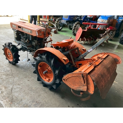 KUBOTA トラクター B6000