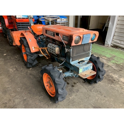 KUBOTA トラクター B6000