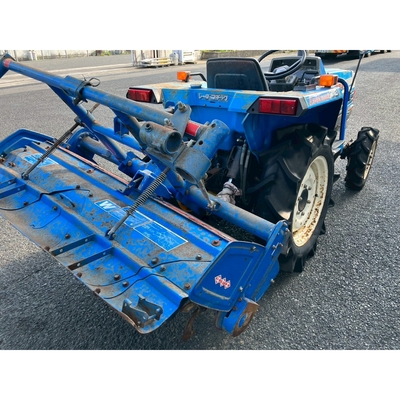 ISEKI トラクター TA210F