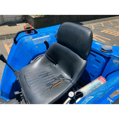 ISEKI トラクター TA215F