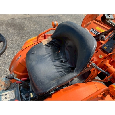 KUBOTA トラクター B7001