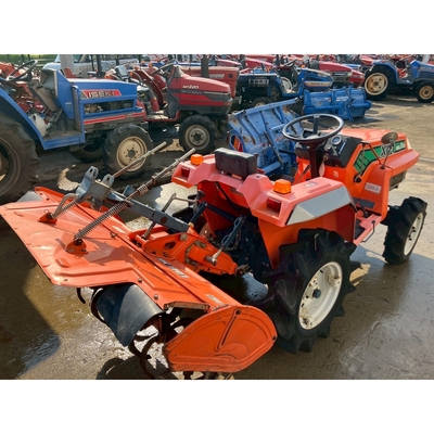 KUBOTA トラクター XB-1D