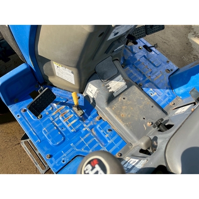 ISEKI トラクター TF223F
