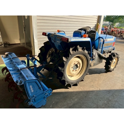 ISEKI トラクター TA235F
