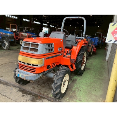 KUBOTA トラクター GT3