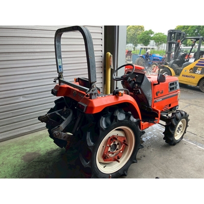 KUBOTA トラクター GT3