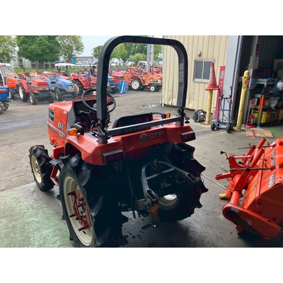 KUBOTA トラクター GT3