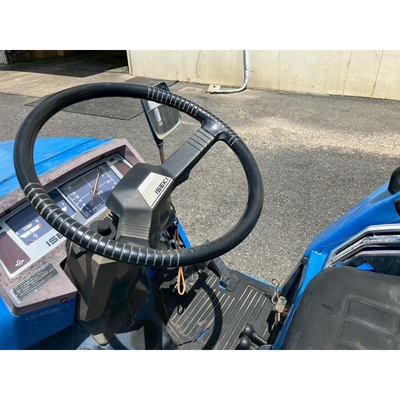ISEKI トラクター TU225F