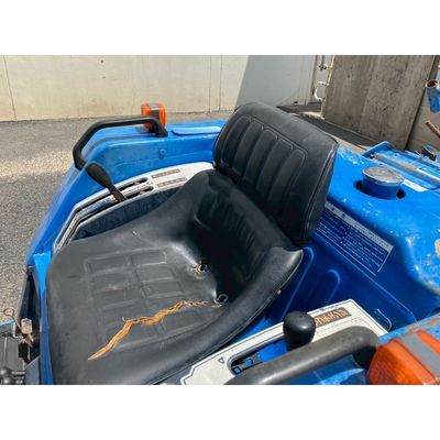 ISEKI トラクター TU225F