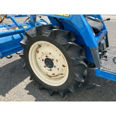 ISEKI トラクター TU225F