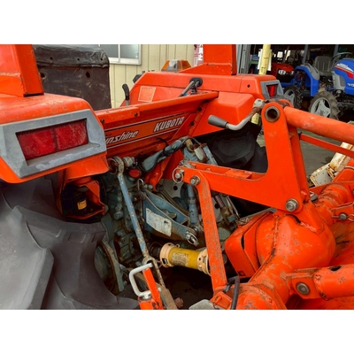 KUBOTA トラクター L1-245