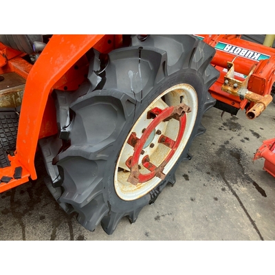KUBOTA トラクター L1-245