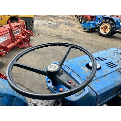ISEKI トラクター TX1300F