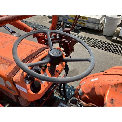 KUBOTA トラクター B7001