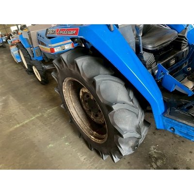 ISEKI トラクター TA267F