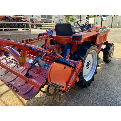 KUBOTA トラクター L1-18