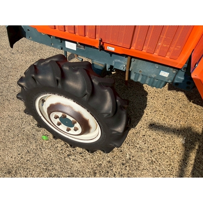 KUBOTA トラクター L1-18