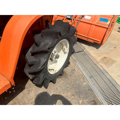 KUBOTA トラクター B1200D