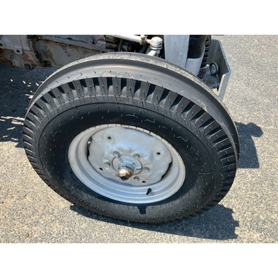 Massey Ferguson トラクター MF135S