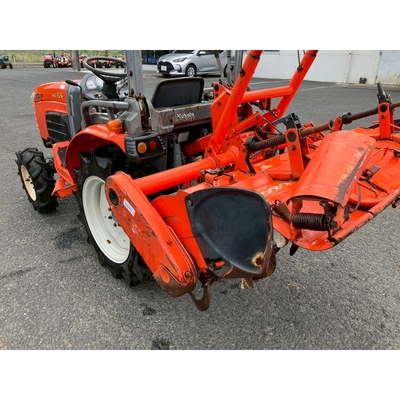 KUBOTA トラクター KB16