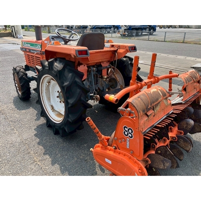 KUBOTA トラクター L1-24D