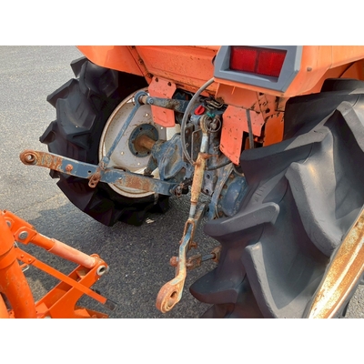 KUBOTA トラクター L1-24D