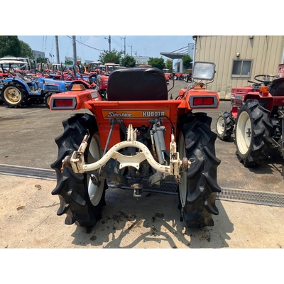 KUBOTA トラクター L1-195D