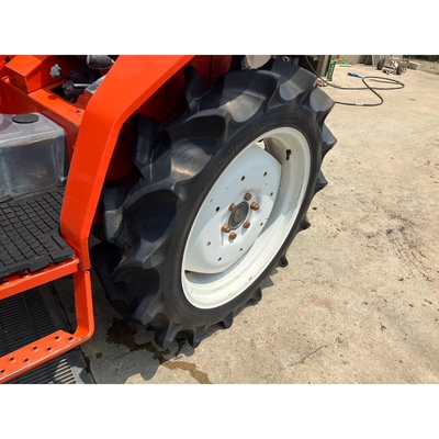KUBOTA トラクター L1-195D