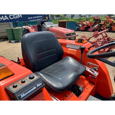 KUBOTA トラクター L1-195D