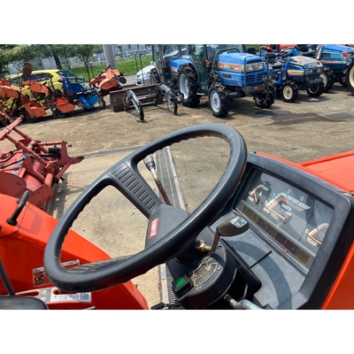KUBOTA トラクター L1-195D