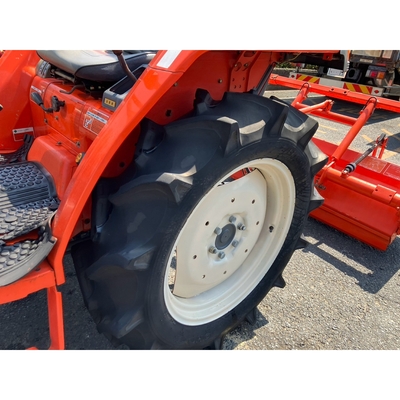 KUBOTA トラクター GL240D