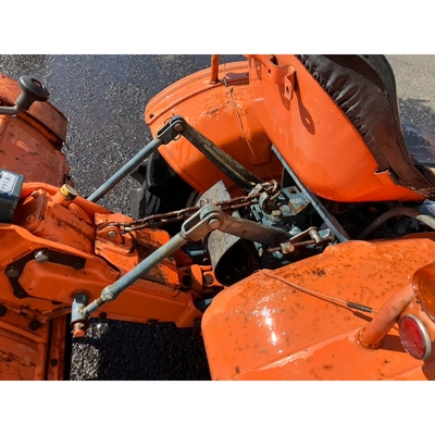 KUBOTA トラクター B7001