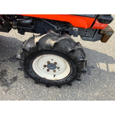KUBOTA トラクター GB200