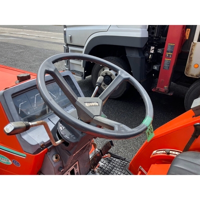 KUBOTA トラクター L1-185D
