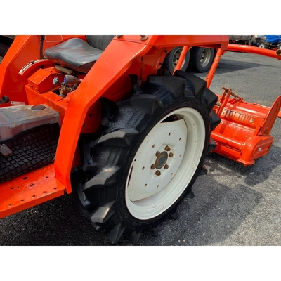 KUBOTA トラクター L1-185D