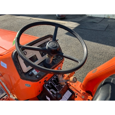 KUBOTA トラクター L1802S