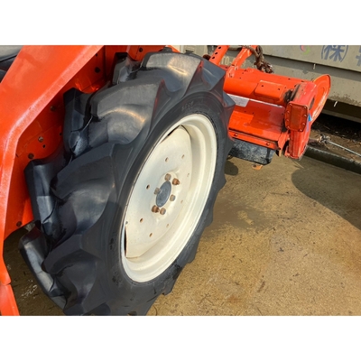 KUBOTA トラクター L1-235D