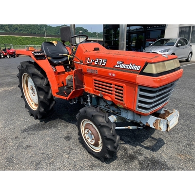 KUBOTA トラクター L1-235D