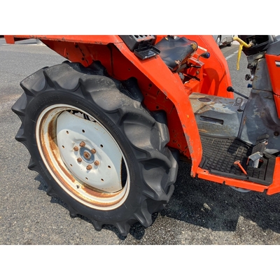 KUBOTA トラクター L1-235D