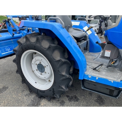 ISEKI トラクター TG273F