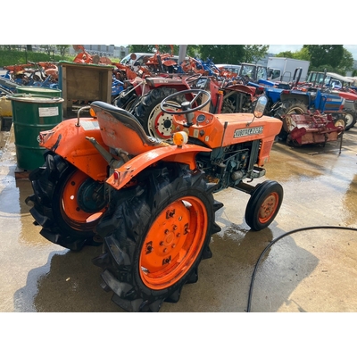 KUBOTA トラクター L2201S