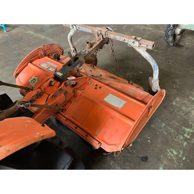 KUBOTA トラクター B7001D