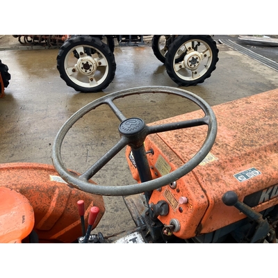 KUBOTA トラクター B6000D