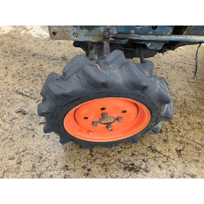 KUBOTA トラクター B6000D