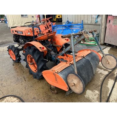 KUBOTA トラクター B6000D